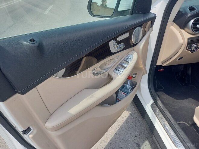 Mercedes GLC 300 4MATIC 2016, 225,308 km - 2.0 l - Bakı