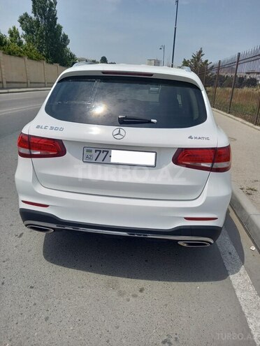 Mercedes GLC 300 4MATIC 2016, 225,308 km - 2.0 l - Bakı
