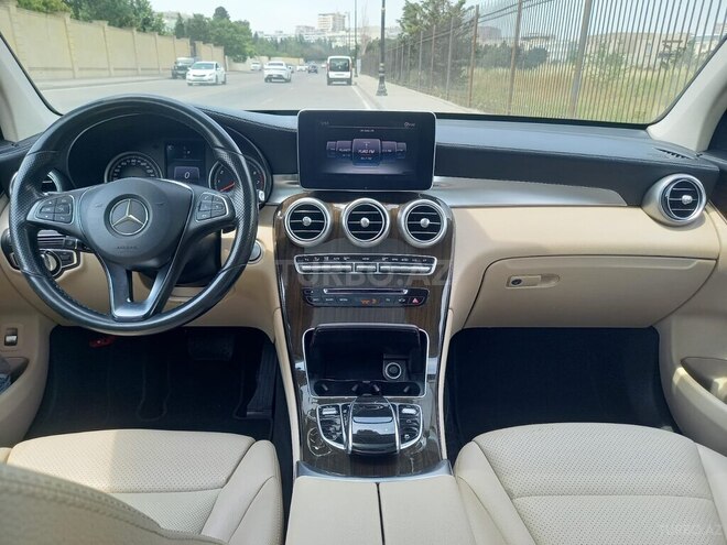 Mercedes GLC 300 4MATIC 2016, 225,308 km - 2.0 l - Bakı