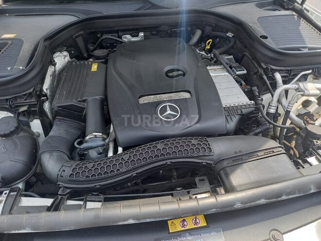 Mercedes GLC 300 4MATIC 2016, 225,308 km - 2.0 l - Bakı