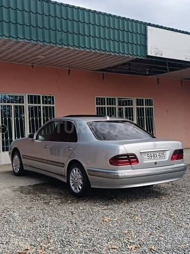 Mercedes E 270 2001, 305,000 km - 2.7 l - Tərtər