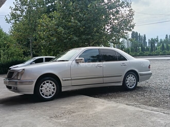 Mercedes E 270 2001, 305,000 km - 2.7 l - Tərtər