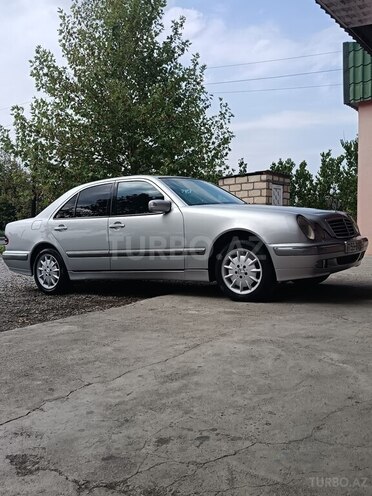 Mercedes E 270 2001, 305,000 km - 2.7 l - Tərtər