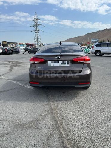 Kia Forte 2016, 87,518 km - 2.0 l - Bakı