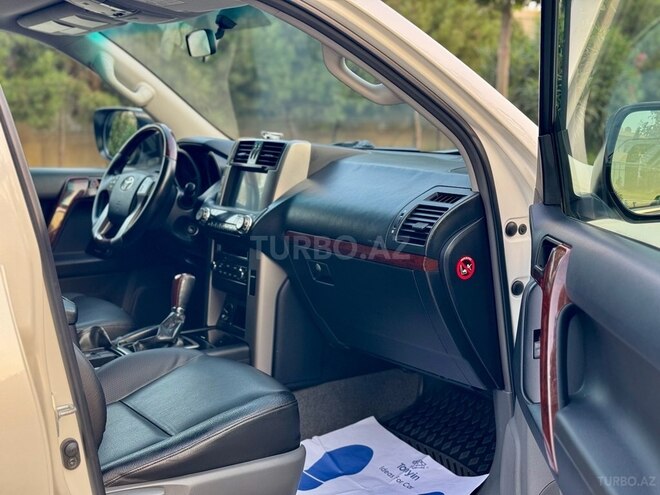 Toyota Land Cruiser Prado 2012, 140,000 km - 2.7 л - Bakı