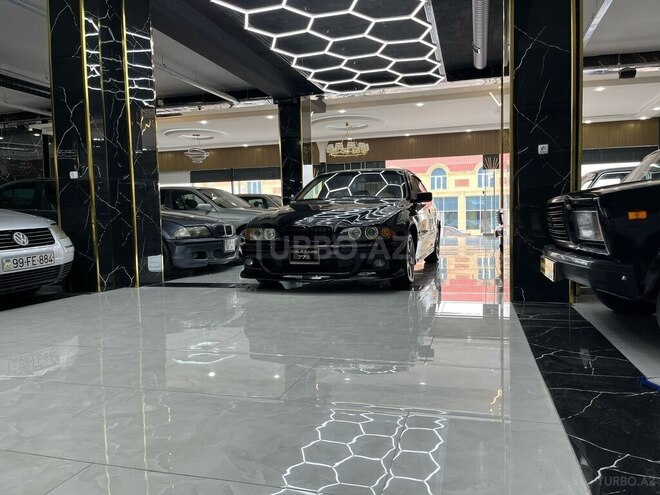 BMW 528 1997, 321,456 km - 2.8 л - Sumqayıt