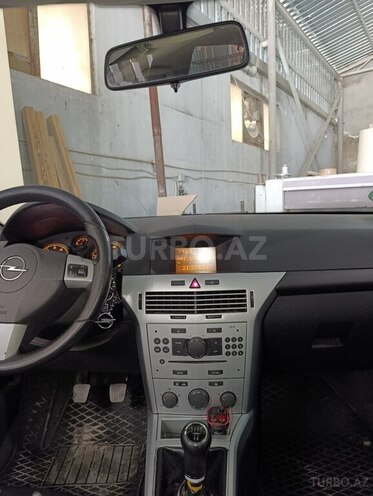 Opel Astra 2009, 202,000 km - 1.4 l - Bakı