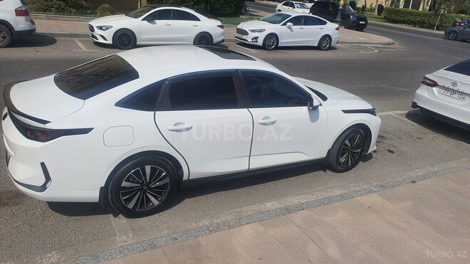 Changan Qiyuan A05 2024, 28,000 km - 1.5 л - Bakı