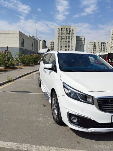 Kia Carnival 2015, 235,000 km - 2.2 l - Bakı