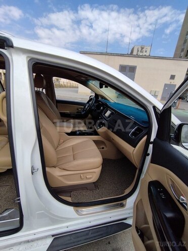 Kia Carnival 2015, 235,000 km - 2.2 l - Bakı