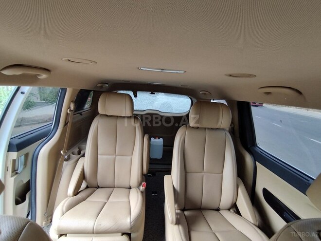 Kia Carnival 2015, 235,000 km - 2.2 l - Bakı