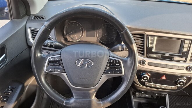 Hyundai Accent 2018, 65,000 km - 1.6 l - Bakı