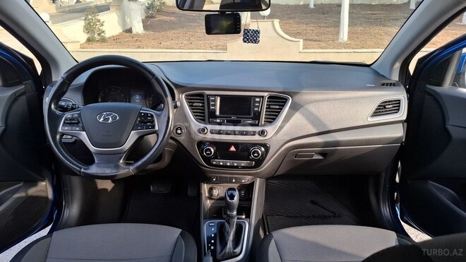 Hyundai Accent 2018, 65,000 km - 1.6 l - Bakı