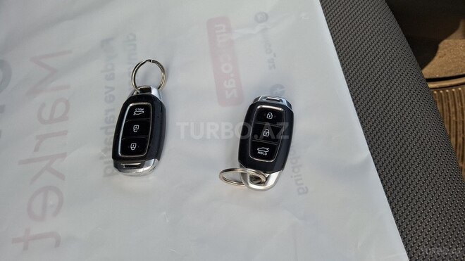 Hyundai Accent 2018, 65,000 km - 1.6 l - Bakı