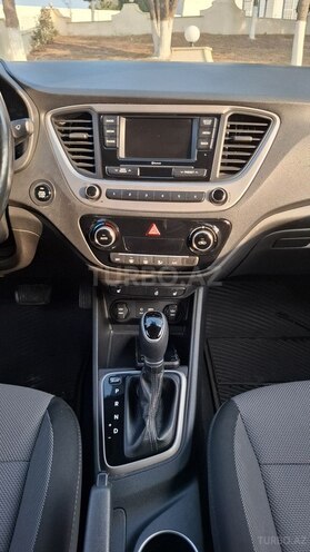 Hyundai Accent 2018, 65,000 km - 1.6 l - Bakı