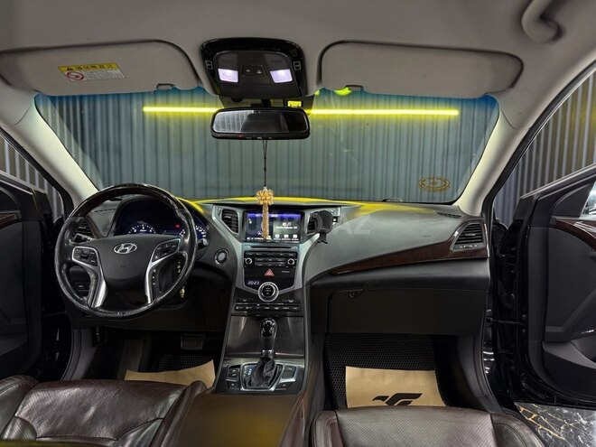 Hyundai Grandeur 2015, 270,000 km - 2.2 l - Bakı