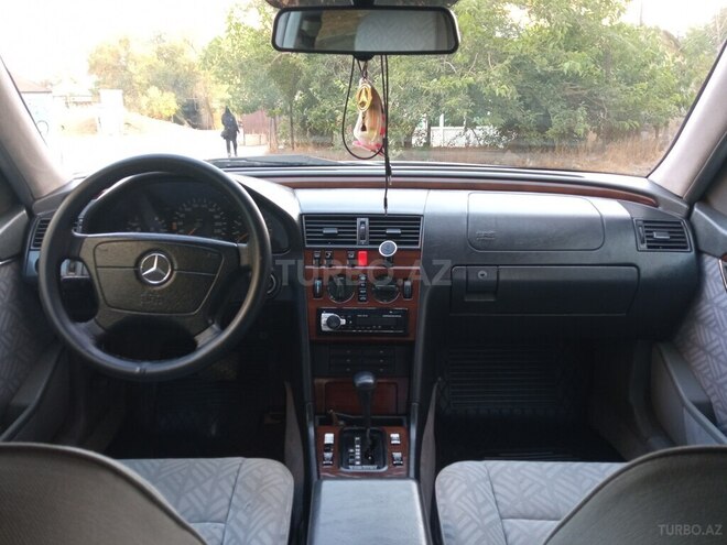 Mercedes C 180 1995, 255,325 km - 1.8 l - Bakı