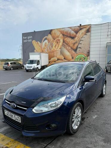 Ford Focus 2013, 218,000 km - 1.6 л - Bakı