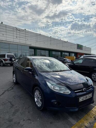 Ford Focus 2013, 218,000 km - 1.6 л - Bakı