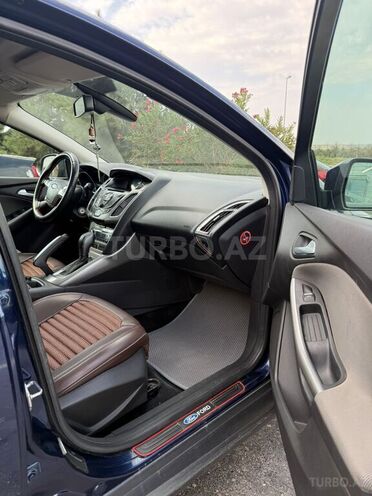 Ford Focus 2013, 218,000 km - 1.6 л - Bakı