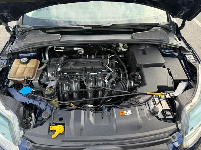 Ford Focus 2013, 218,000 km - 1.6 л - Bakı
