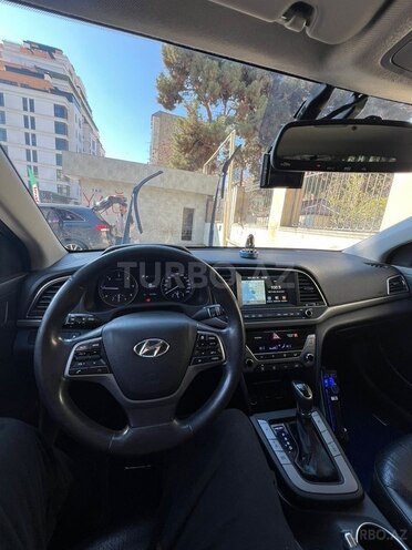 Hyundai Avante 2015, 157,000 km - 1.6 l - Bakı