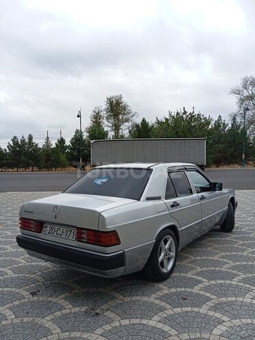 Mercedes 190 1992, 150,000 km - 2.0 l - Gəncə