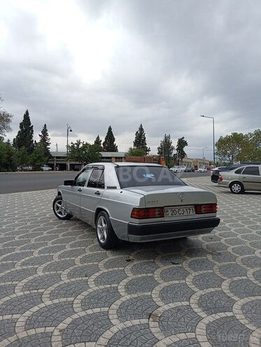 Mercedes 190 1992, 150,000 km - 2.0 l - Gəncə