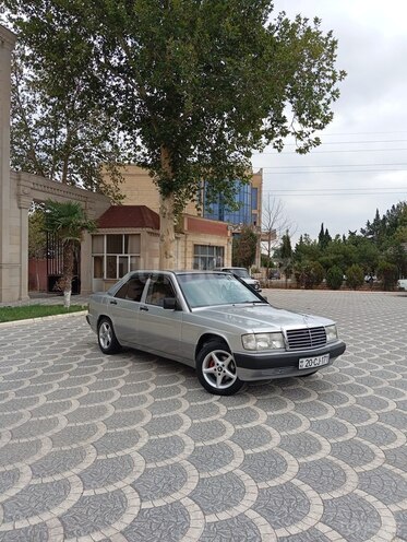 Mercedes 190 1992, 150,000 km - 2.0 l - Gəncə