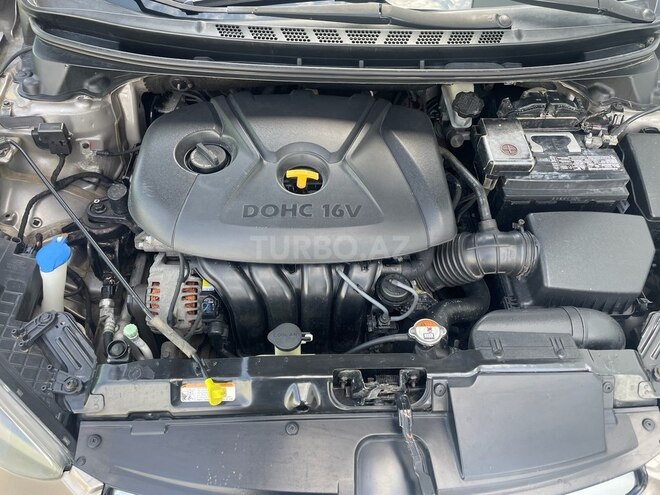 Hyundai Elantra 2012, 215,854 km - 1.8 l - Bakı