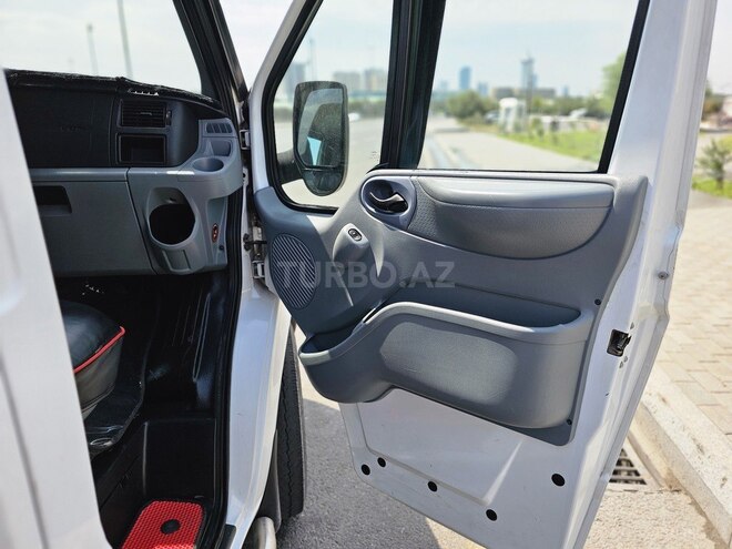 Ford Transit 2008, 270,000 km - 2.4 л - Bakı