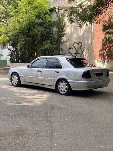 Mercedes C 200 1995, 212,445 km - 2.0 л - Bakı