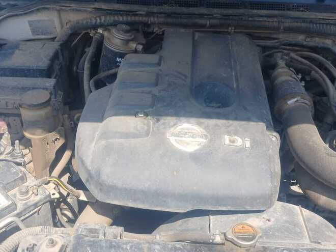 Nissan Navara 2014, 444,000 km - 2.5 l - Bakı