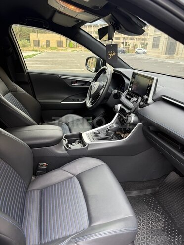 Toyota RAV4 2021, 48,700 km - 2.5 л - Sumqayıt