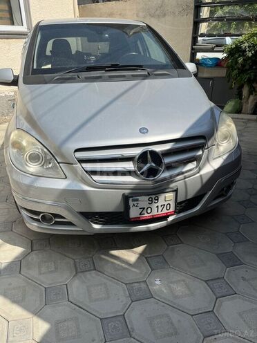 Mercedes B 180 2011, 123,000 km - 1.7 l - Bakı