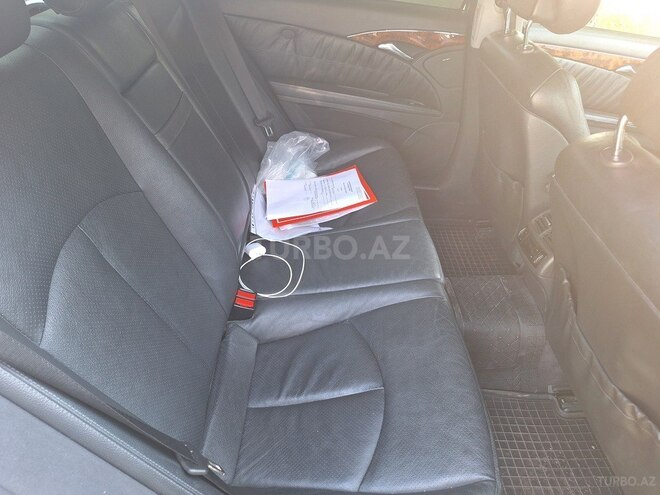 Mercedes E 240 2003, 267,295 km - 2.6 l - Gəncə