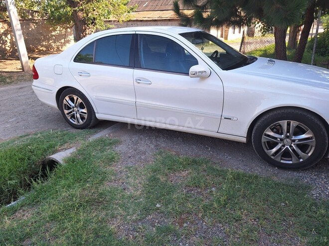 Mercedes E 240 2003, 267,295 km - 2.6 l - Gəncə