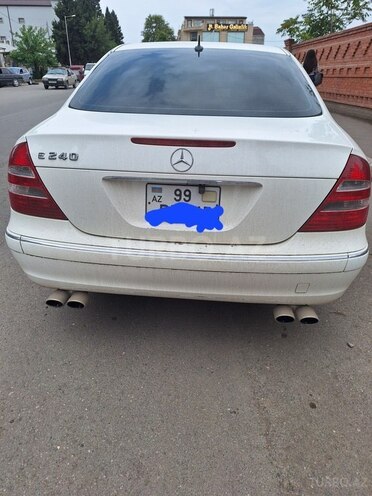 Mercedes E 240 2003, 267,295 km - 2.6 l - Gəncə