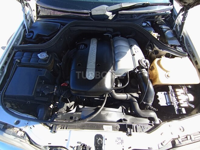 Mercedes C 220 2000, 338,000 km - 2.2 l - Bakı