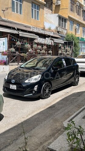Toyota Aqua 2015, 83,000 km - 1.5 l - Bakı