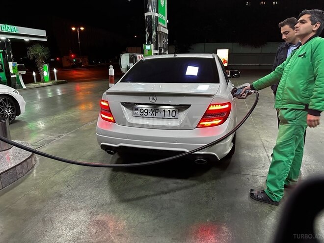 Mercedes C 350 2007, 340,000 km - 3.5 l - Bakı