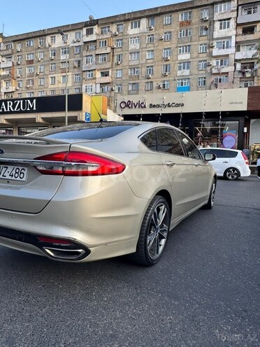 Ford Fusion (North America) 2017, 193,000 km - 2.0 л - Bakı