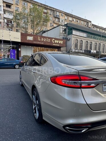 Ford Fusion (North America) 2017, 193,000 km - 2.0 л - Bakı