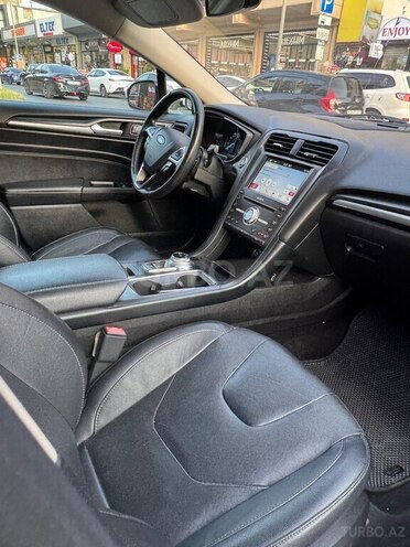 Ford Fusion (North America) 2017, 193,000 km - 2.0 л - Bakı