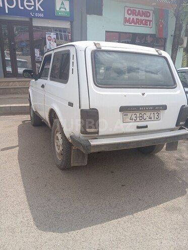 LADA (VAZ) Niva 1993, 120,000 km - 1.7 l - Lerik