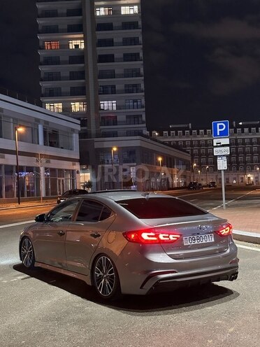Hyundai Elantra 2018, 157,716 km - 1.6 l - Bakı