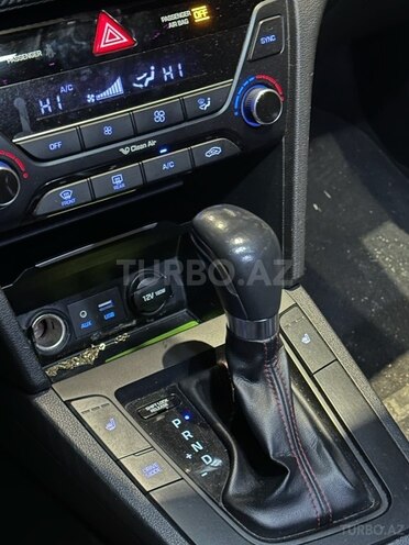 Hyundai Elantra 2018, 157,716 km - 1.6 l - Bakı