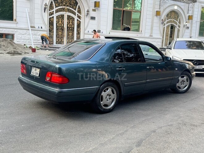 Mercedes E 240 1998, 295,800 km - 2.4 l - Bakı