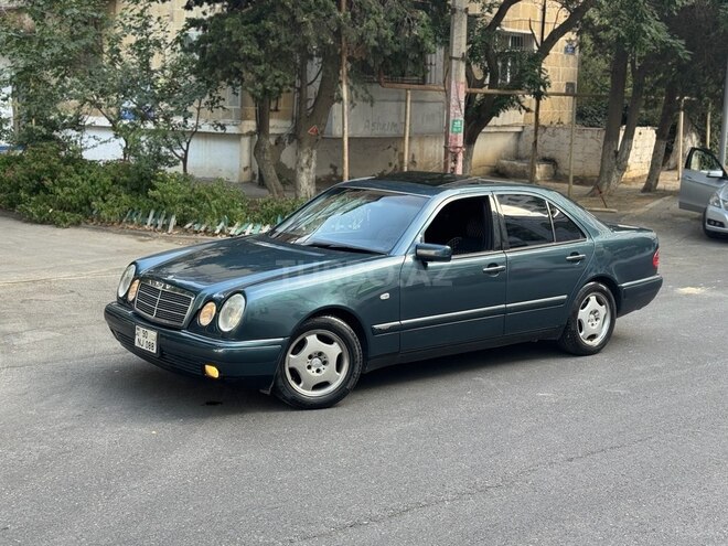 Mercedes E 240 1998, 295,800 km - 2.4 l - Bakı
