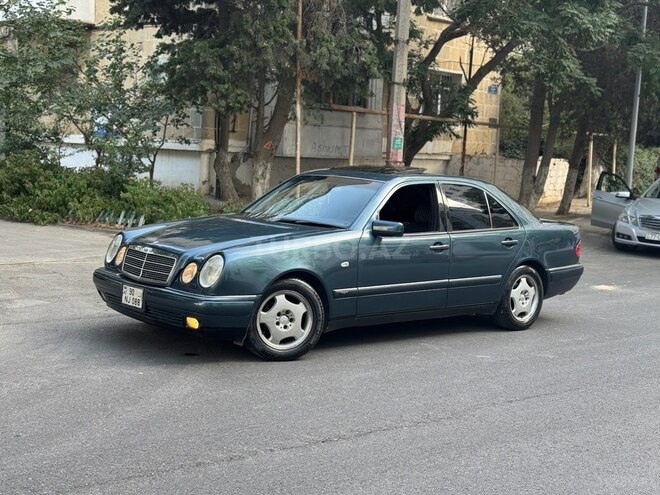 Mercedes E 240 1998, 295,800 km - 2.4 l - Bakı